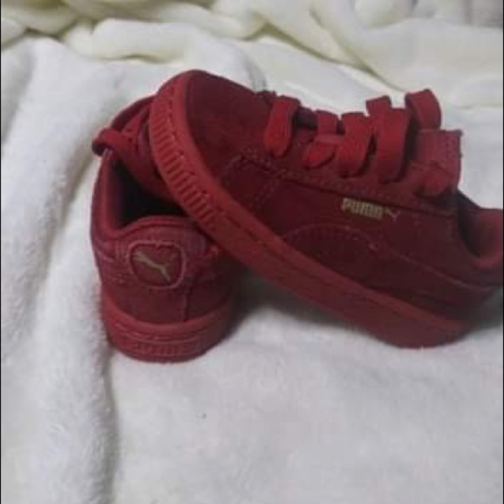 Puma sneakers